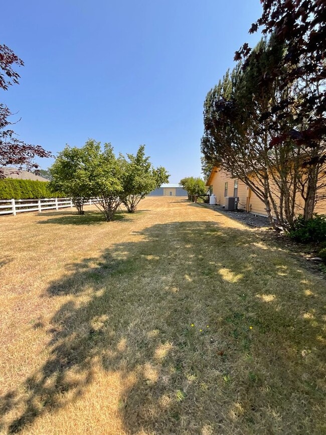 Photo - 11246 Airpark Ln SE