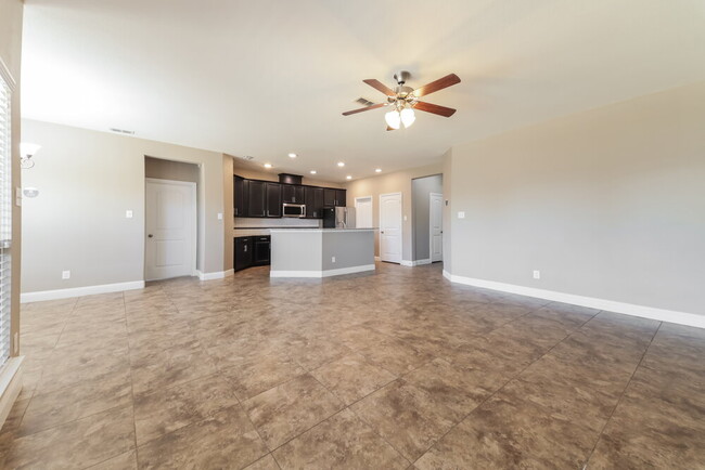 Photo - 709 Bird Creek Dr