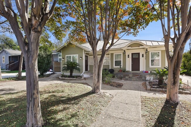 Photo - 2 Bedroom/2.5 Bath Mahncke Park Subdivision