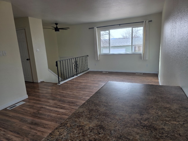 Photo - 2844 Lexington Ln