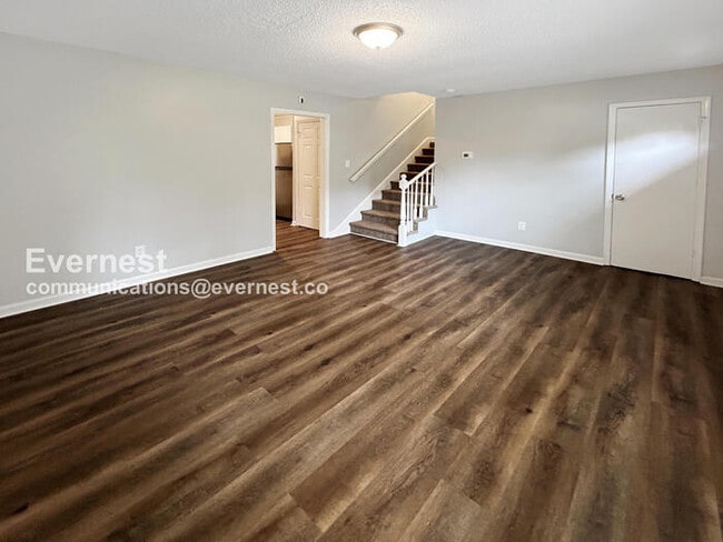 Photo - 542 Newcastle Rd