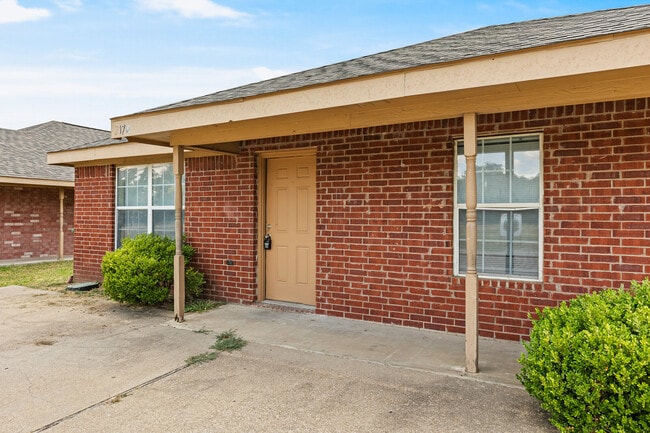 Photo - 217 E Craven Ave