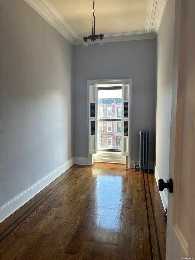 Photo - 111 MacDonough St