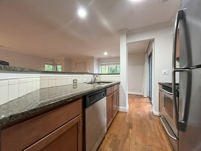 Photo - 2512 Cranbrook Ln Unit 9