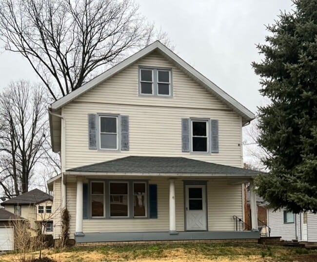 Building Photo - Very spacious 3 bedroom home for rent - Ca...
