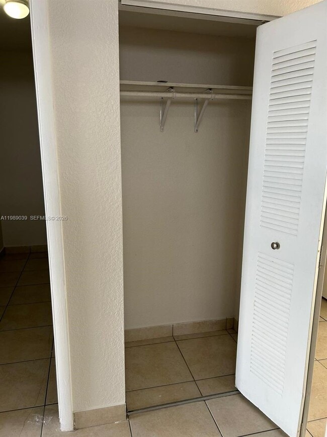 Photo - 128 W 21st St Unit 102