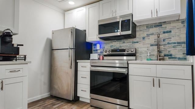 Building Photo - 137 Carnation Ave Unit B