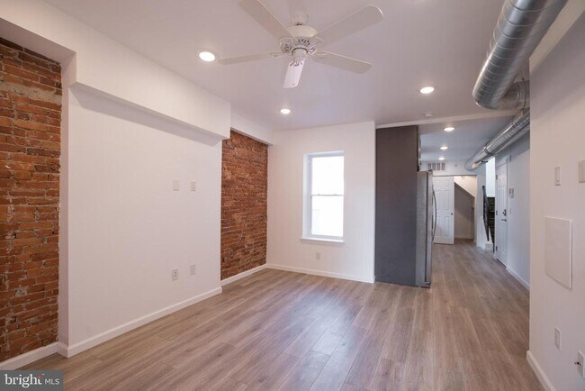 Photo - 1611 Swain St