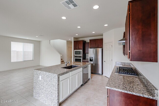 Photo - 9013 W Luke Ave