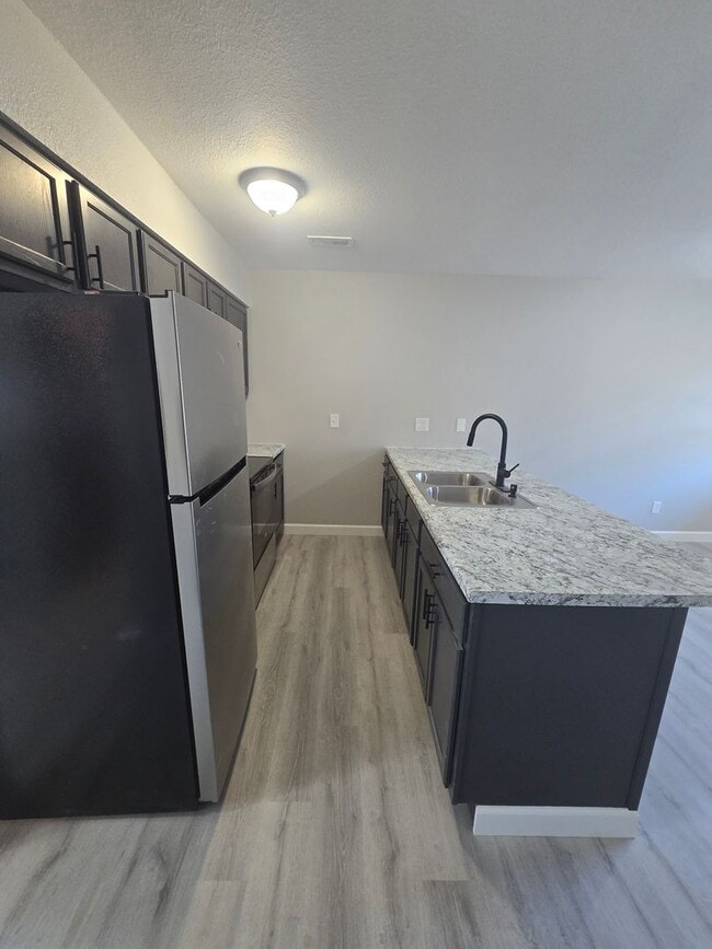 Photo - 2 Bedroom , 1 Bathroom Apartment! Unit 35 Osage Ridge Rd #6