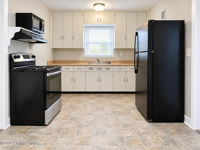 210 Breckenridge Ln Unidad 2