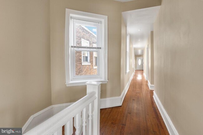 Photo - 4623 Sansom St Unit B