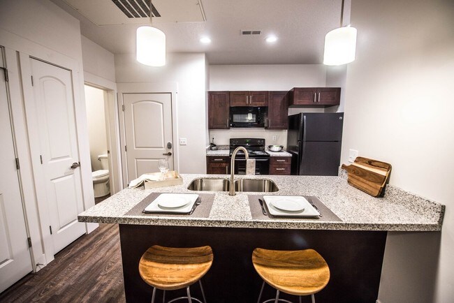 Photo - City Centre Apartments