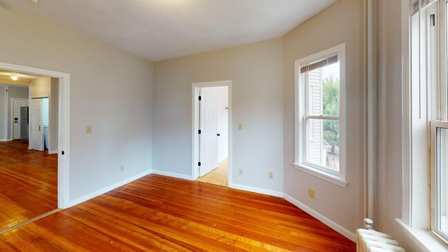 Photo - 52 Sumner St Unit 3
