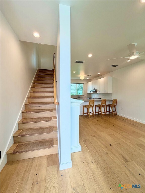 Photo - 1903 Dutton Dr Unit B