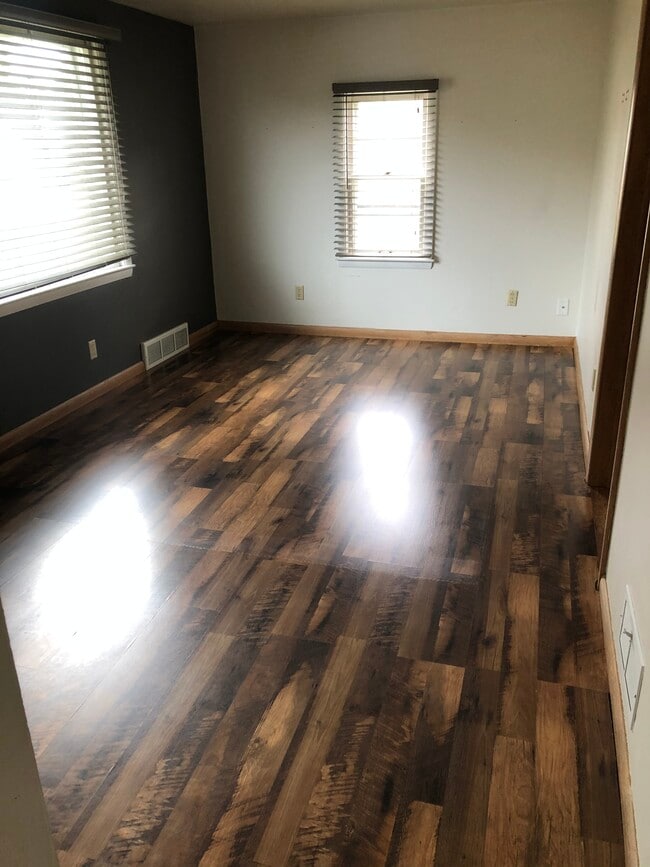 Sala de estar - 922 W Weiland Ave