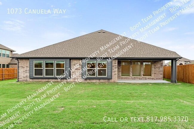 Photo - 1073 Canuela Way