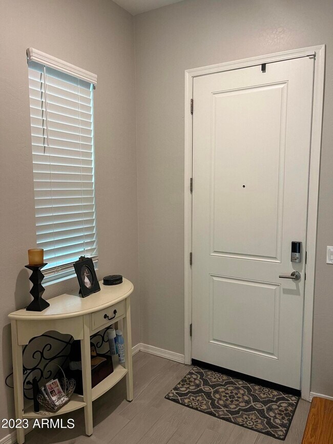 Photo - 1557 E Megan St