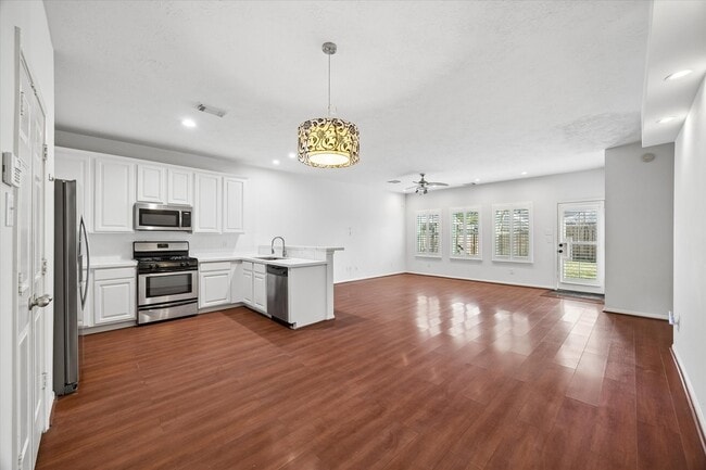 Photo - 1161 Eden Park Ln