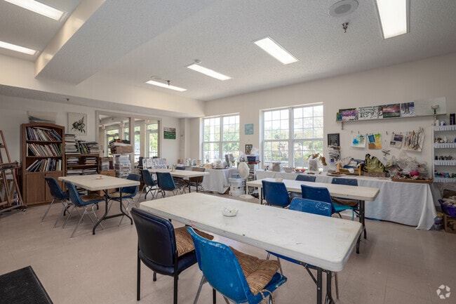 Arts and Crafts Room