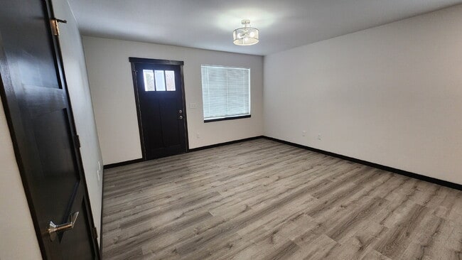 Photo - Newer Spacious 2 Bedroom, 2 Full Bathroom ... Unidad 202