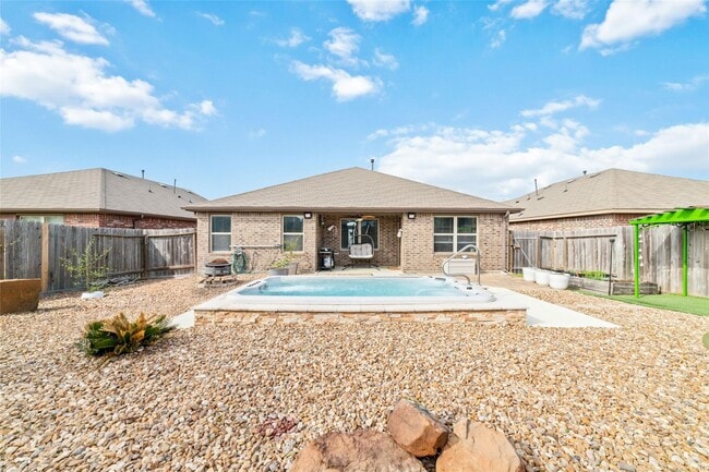 Building Photo - 3319 McDonough Way