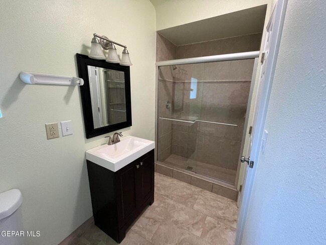 Photo - 3614 E Missouri Ave