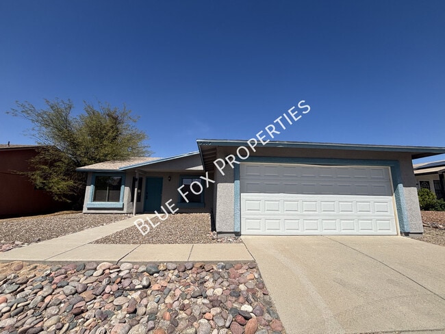 Building Photo - 9825 N Camino Vado