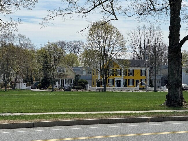 Photo - 46 N Main St Unit 2