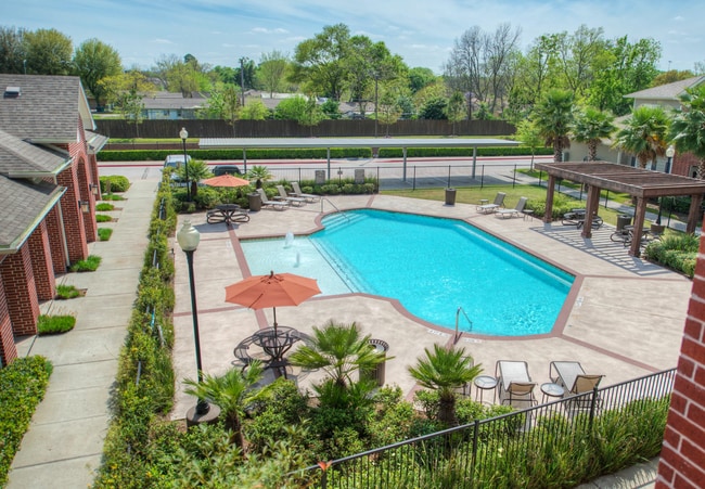 Photo - Northline Apartments