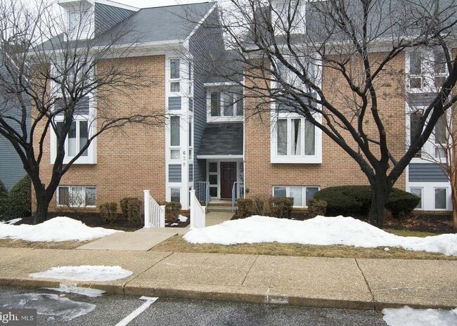 Building Photo - 638 Oakland Hills Dr Unit A3
