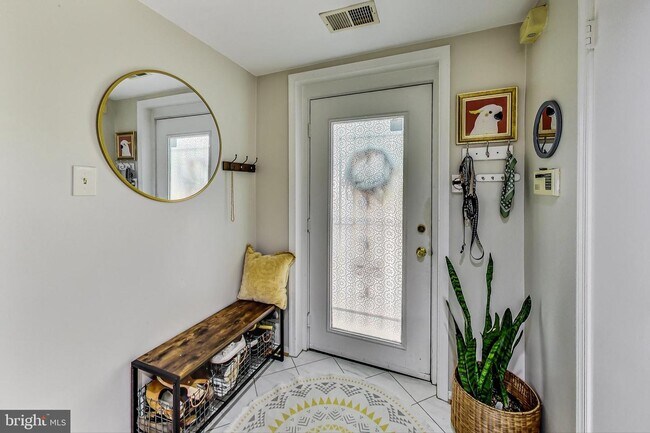 Photo - 3307 19th St NW