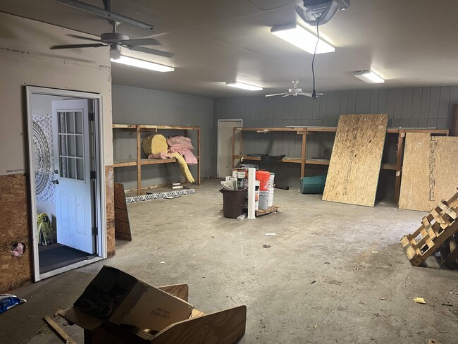Photo - 4211 W Beltline Hwy