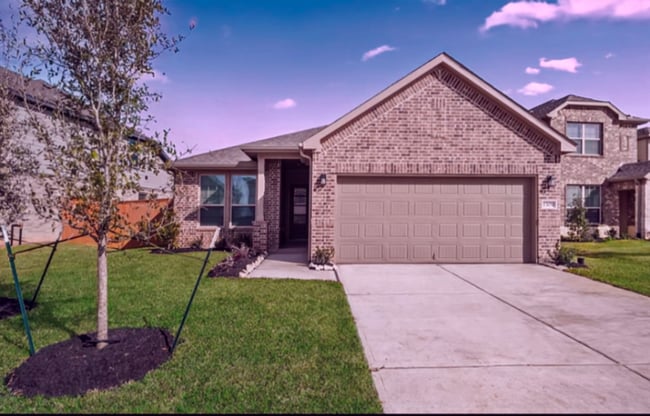 Photo - 1309 Tan Gable Ln