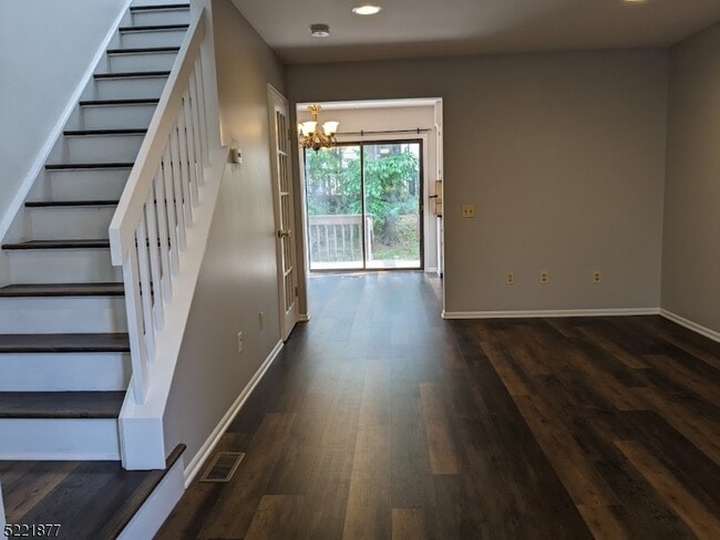 Photo - 604 Almond Ct
