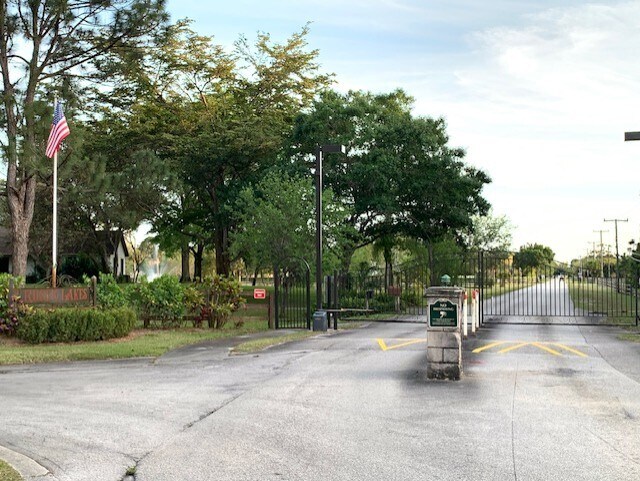 Photo - 11232 83rd Ln N