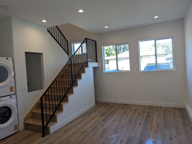 Photo - 7311 Carmenita Rd Unit La mesa ADU