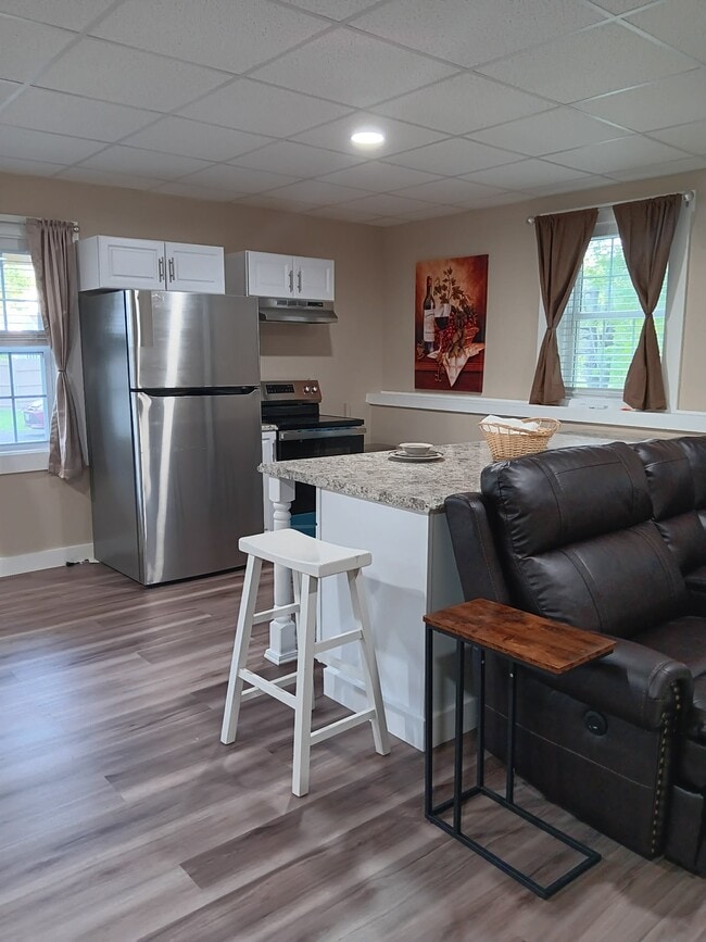 Photo - 135 Poland Rd Unit 3