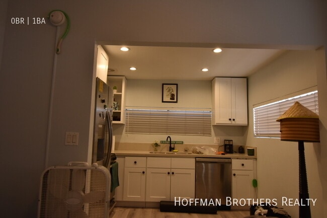 Photo - 2360 W Washington Blvd Unidad 4