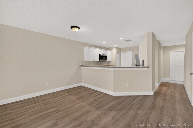 Photo - 2786 SE Birmingham Dr