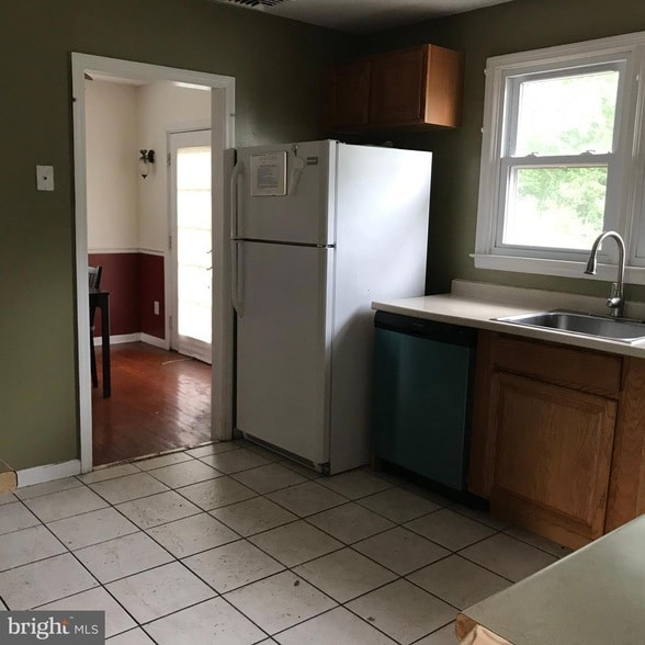 Photo - 215 Murray Rd
