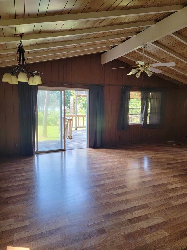 Photo - Charming 2/1 Lakeside in Floral City!!!