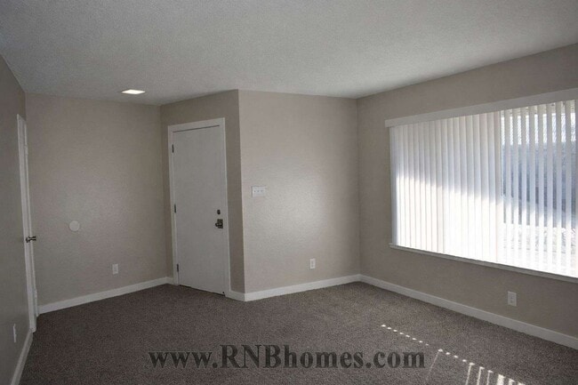 Photo - 6049 Northcrest Cir