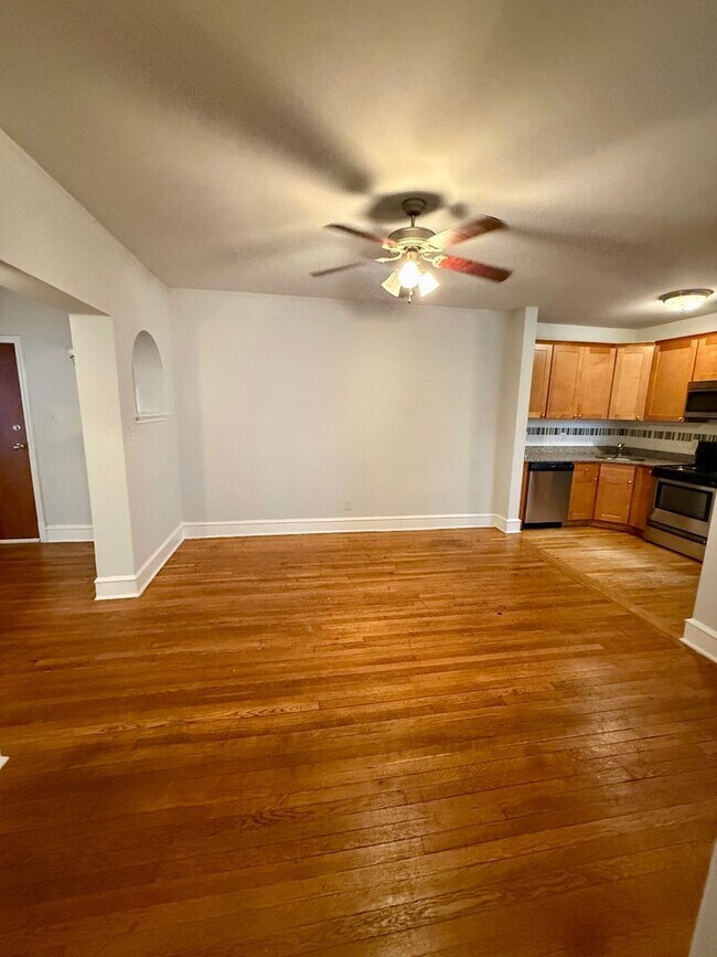 Photo - 1106 West Franklin St