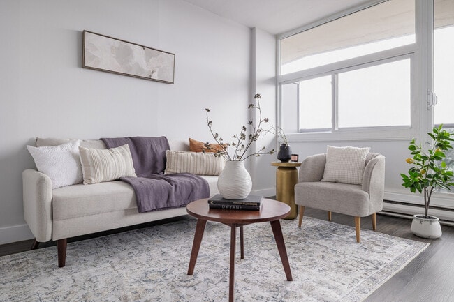 Photo - 324 Cambridge