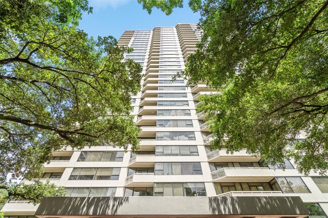 Photo - 14 Greenway Plz Unit 26O