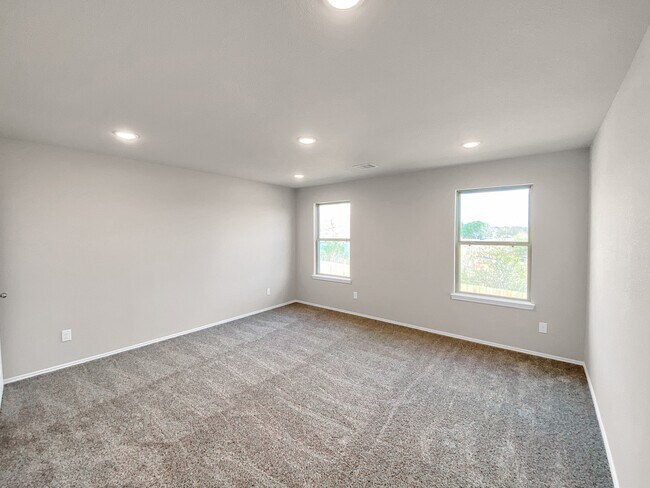 Photo - 13071 Clear View Dr