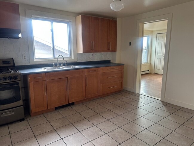 Photo - 34 Perkins St Unit 2