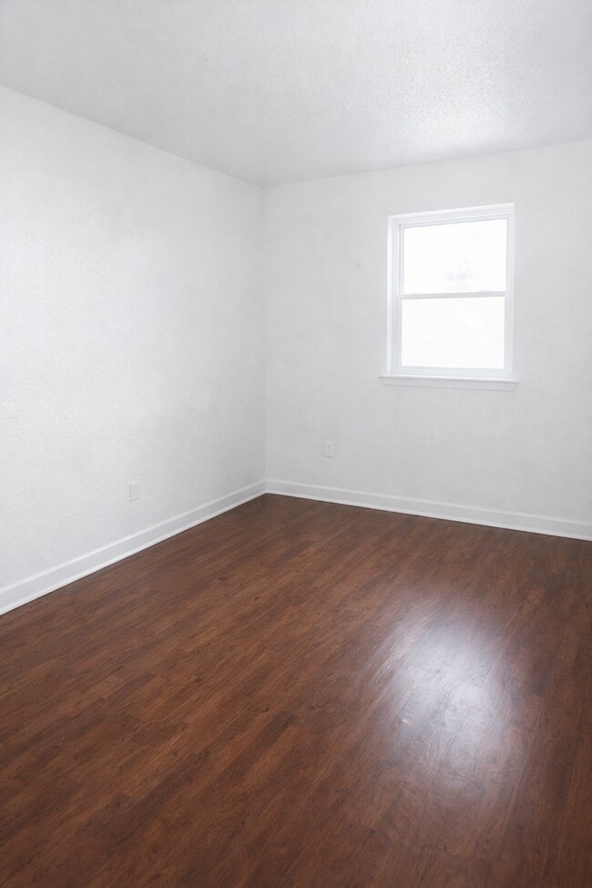 Photo - 1146-48 Unidad 1