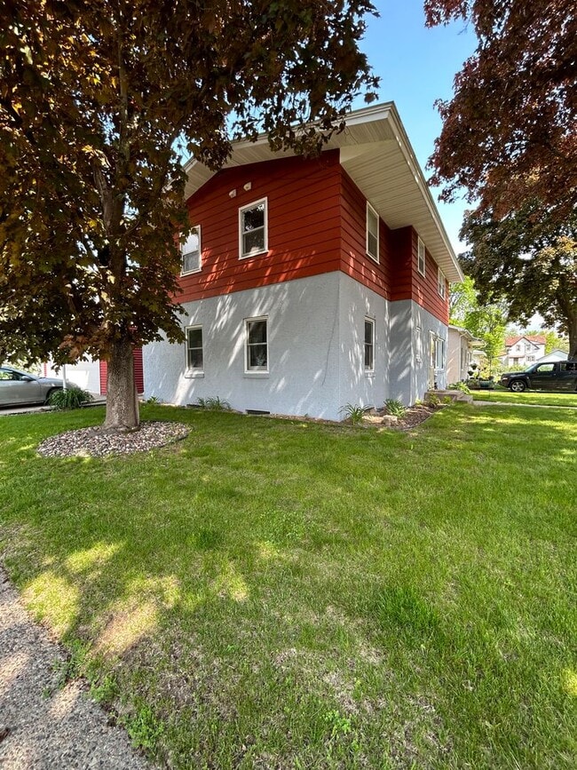 Photo - 534 17th Pl S